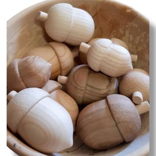 Žaludy a nebo houbičky ❓Všechny podzimní novinky již máme u nás na našem e-shopu. Včera jsme přidali dokonalé dřevěné...